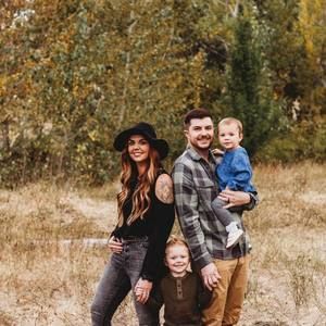 Meet your Posher, Monica